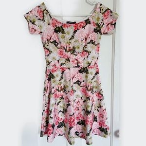 Forever 21 XS Floral Swing Dress Pink Green Retro Bridgerton Tea Dress